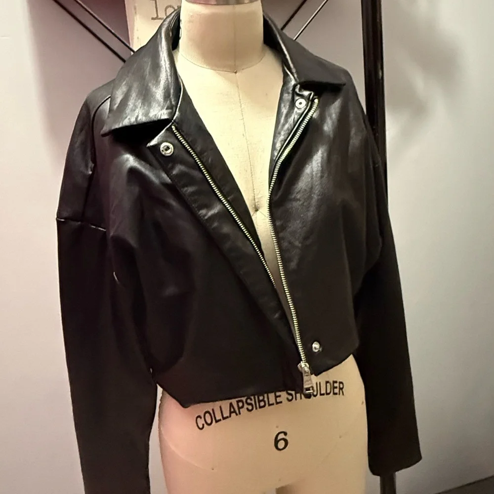 Forever 21 Black faux Leather Women's Jacket - Picture 7 of 7